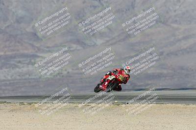 media/Dec-07-2025-CVMA (Sun) [[3e7d2de5dc]]/Race 9-Formula UL Shootout/